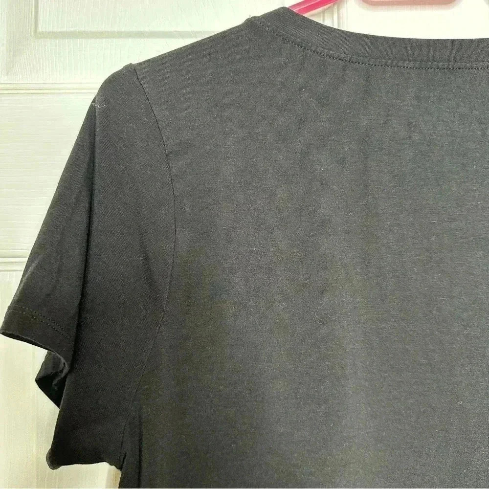Calvin Klein V-Neck T-Shirt Black Soft Size Large - Picture 11 of 16